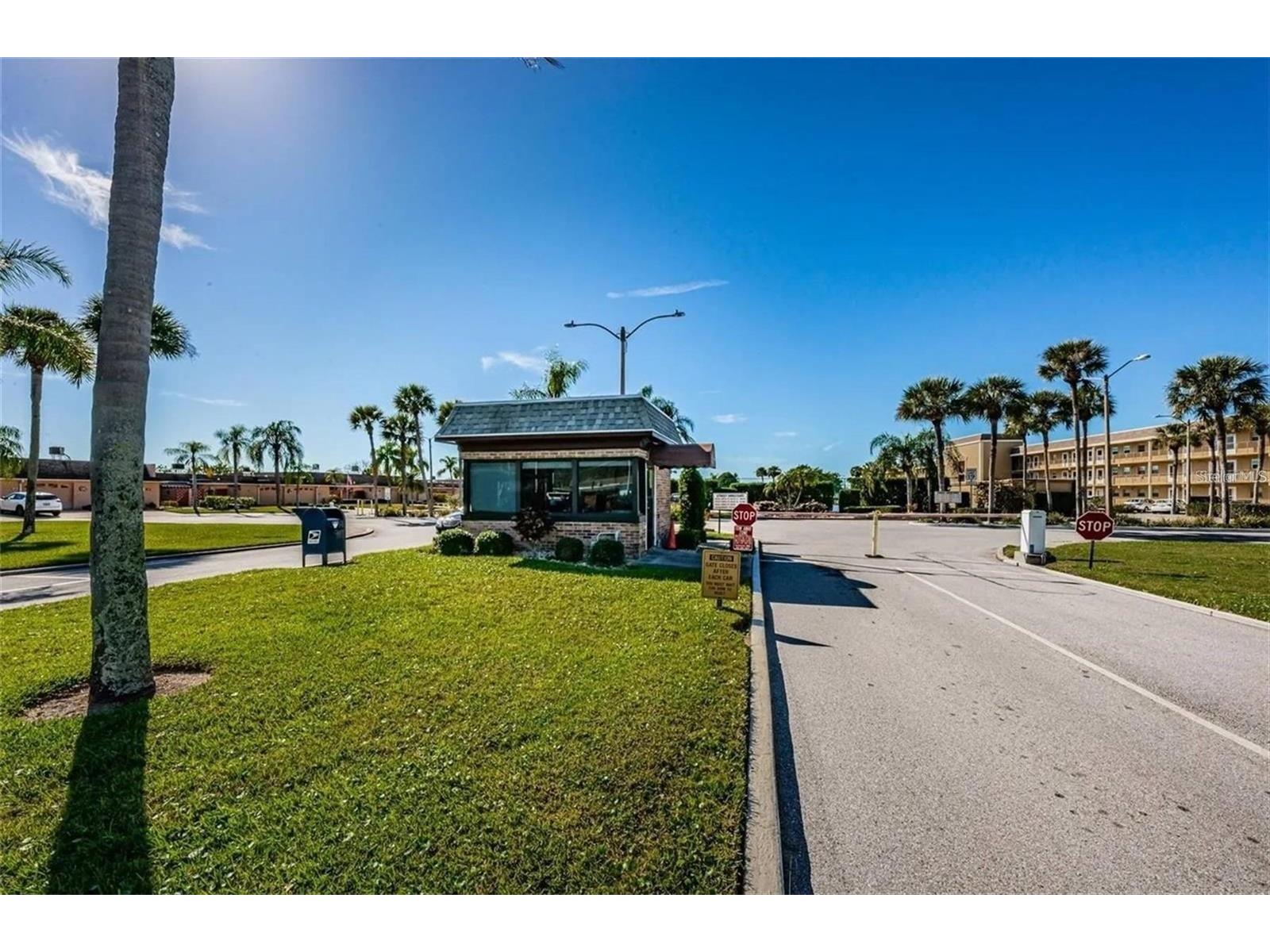 1 Boca Ciega Point Boulevard #301 Saint Petersburg FL 33708 TB8483810 image38