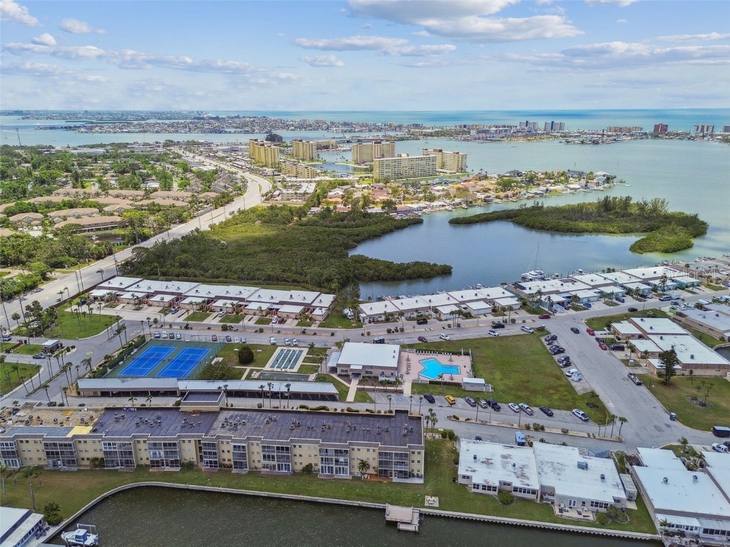 1 Boca Ciega Point Boulevard #310 Saint Petersburg FL 33708 - BOCA CIEGA BAY TB8387384 image57