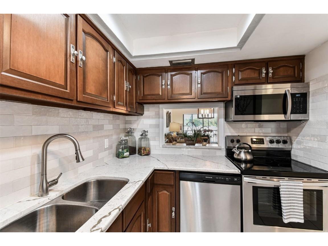 1 Boca Ciega Point Boulevard #310 Saint Petersburg FL 33708 - BOCA CIEGA BAY TB8387384 image9