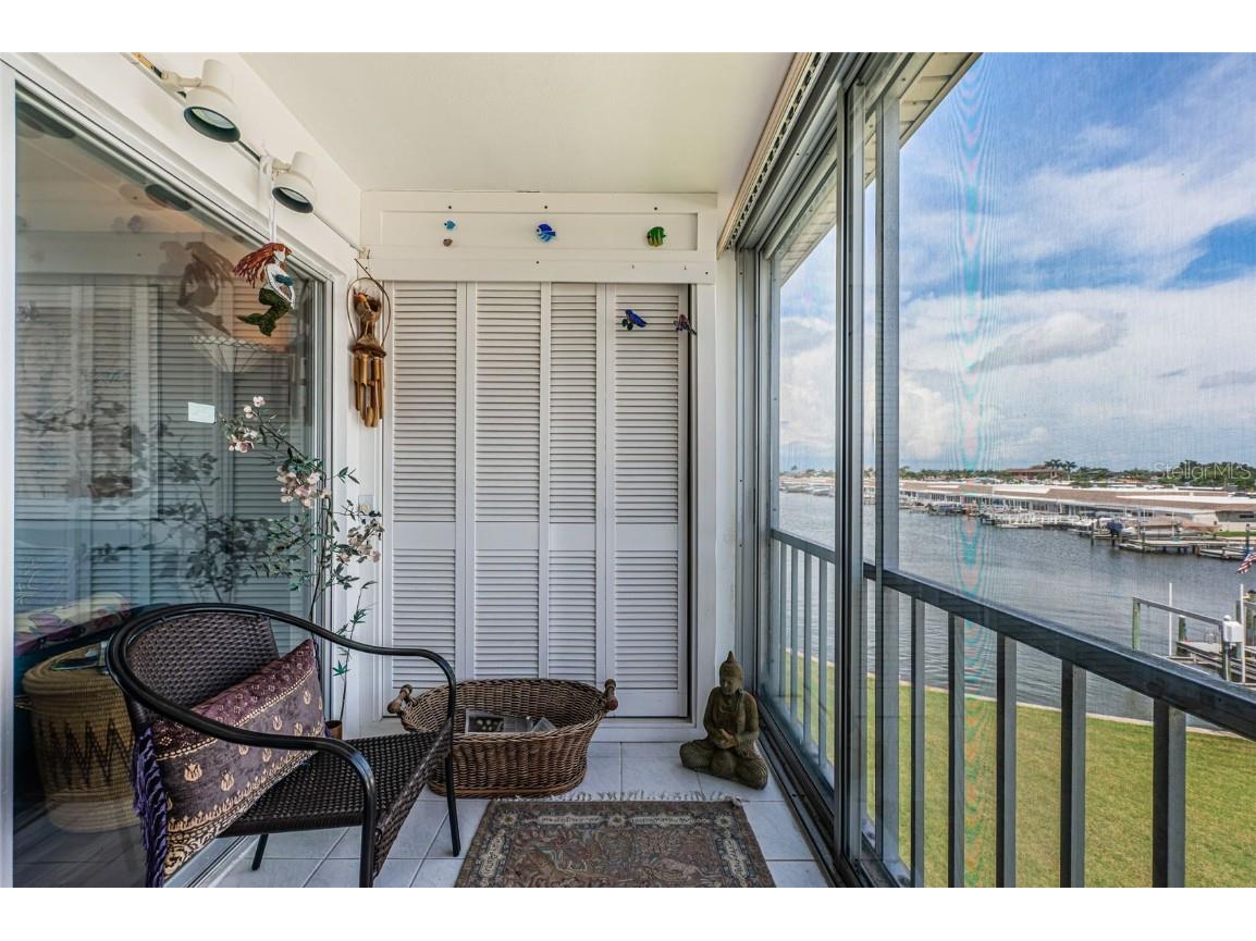 1 Boca Ciega Point Boulevard #314 Saint Petersburg FL 33708 - BOCA CIEGA BAY TB8419756 image1