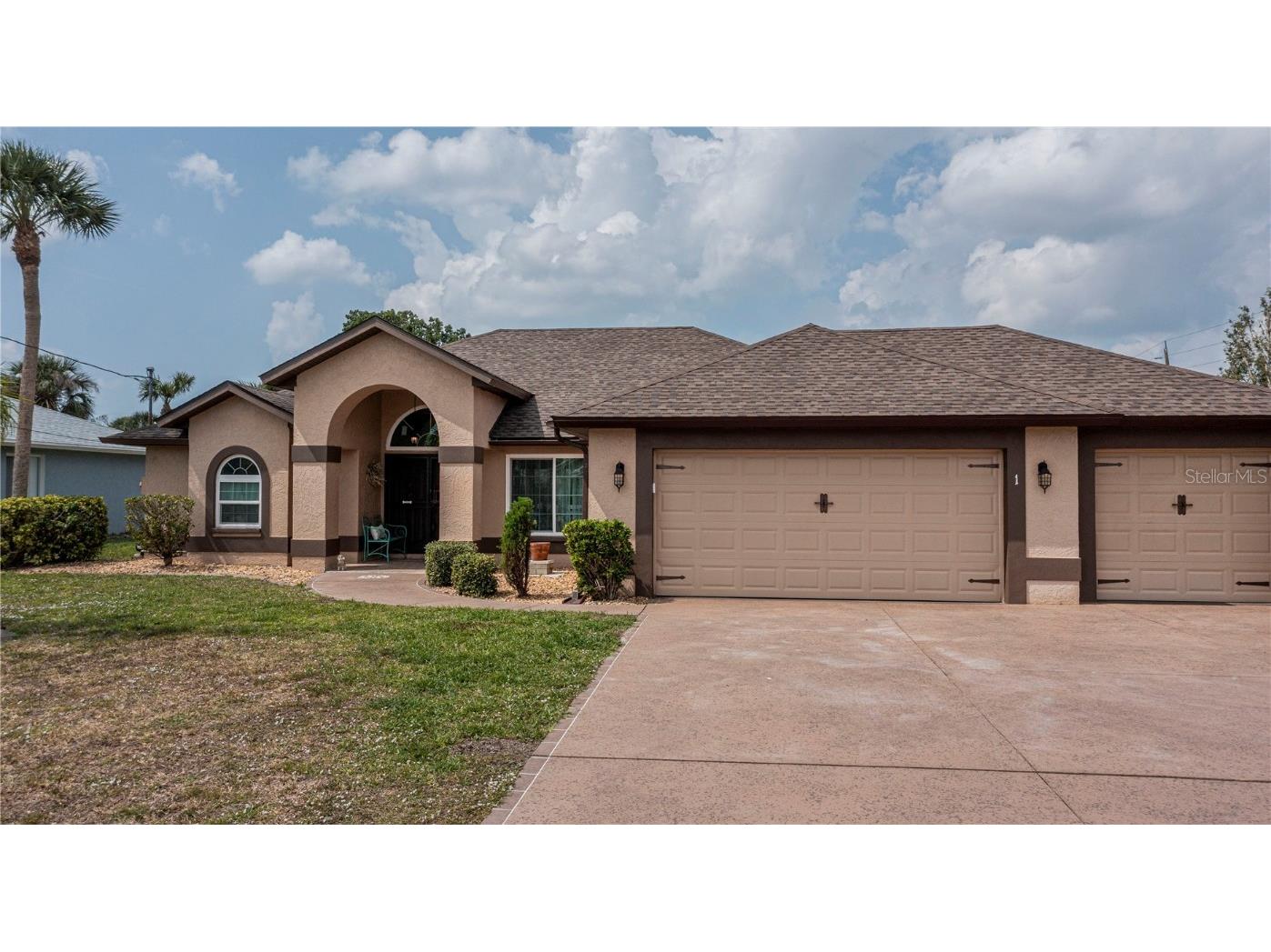 1 Broadmoor Lane Rotonda West FL 33947 C7471225 image1