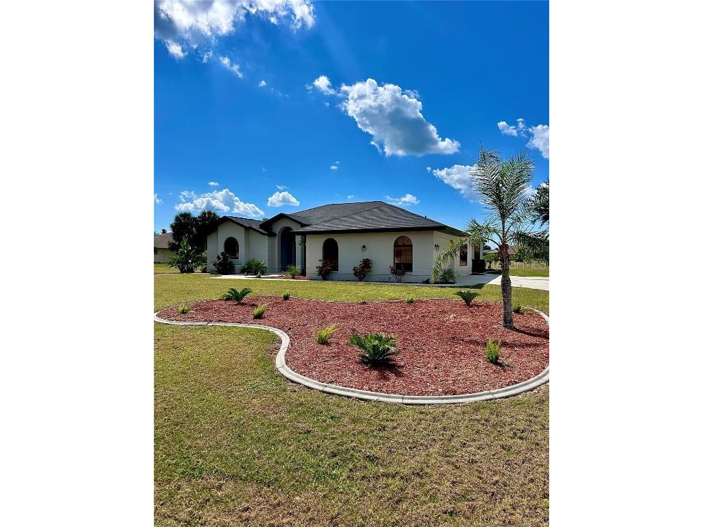 1 Clubhouse Road Rotonda West FL 33947 A4669497 image18