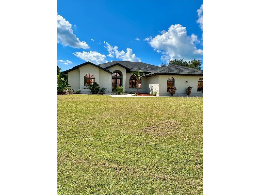 1 Clubhouse Road Rotonda West FL 33947 A4669497 image2