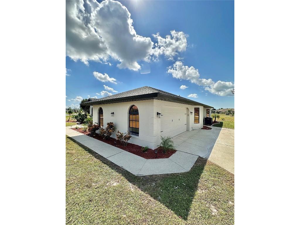 1 Clubhouse Road Rotonda West FL 33947 A4669497 image21