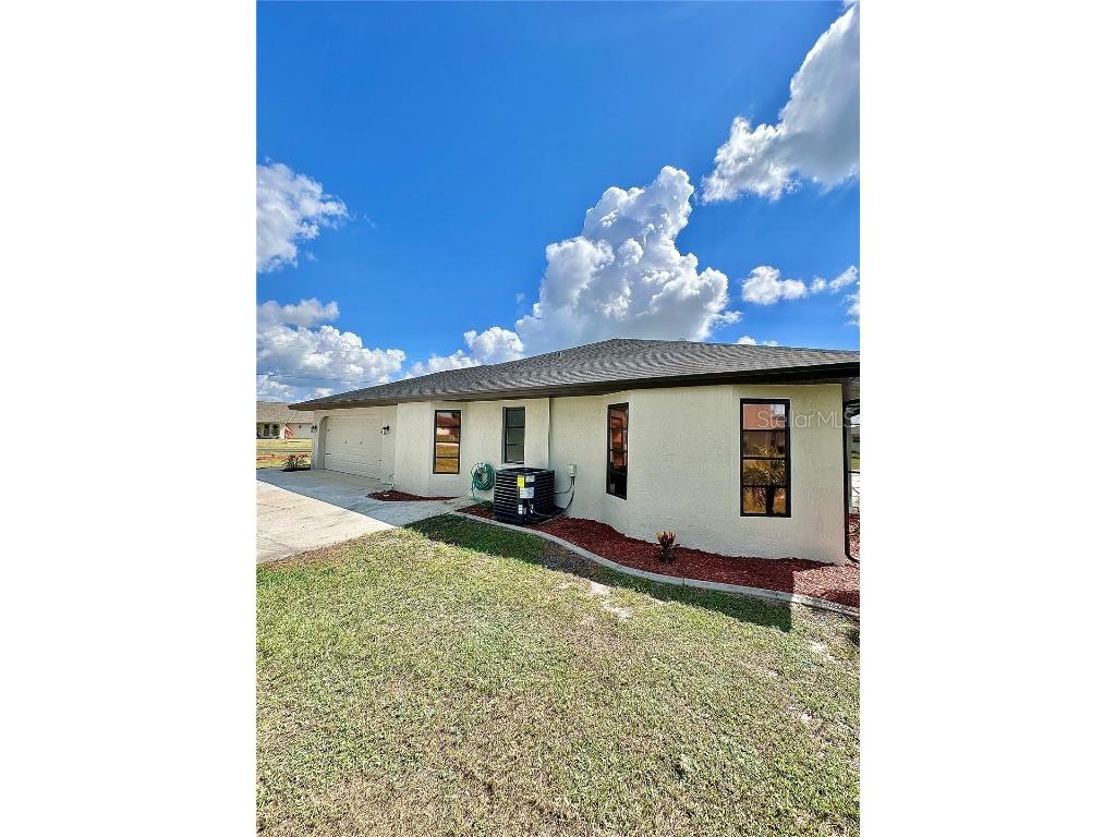 1 Clubhouse Road Rotonda West FL 33947 A4669497 image22