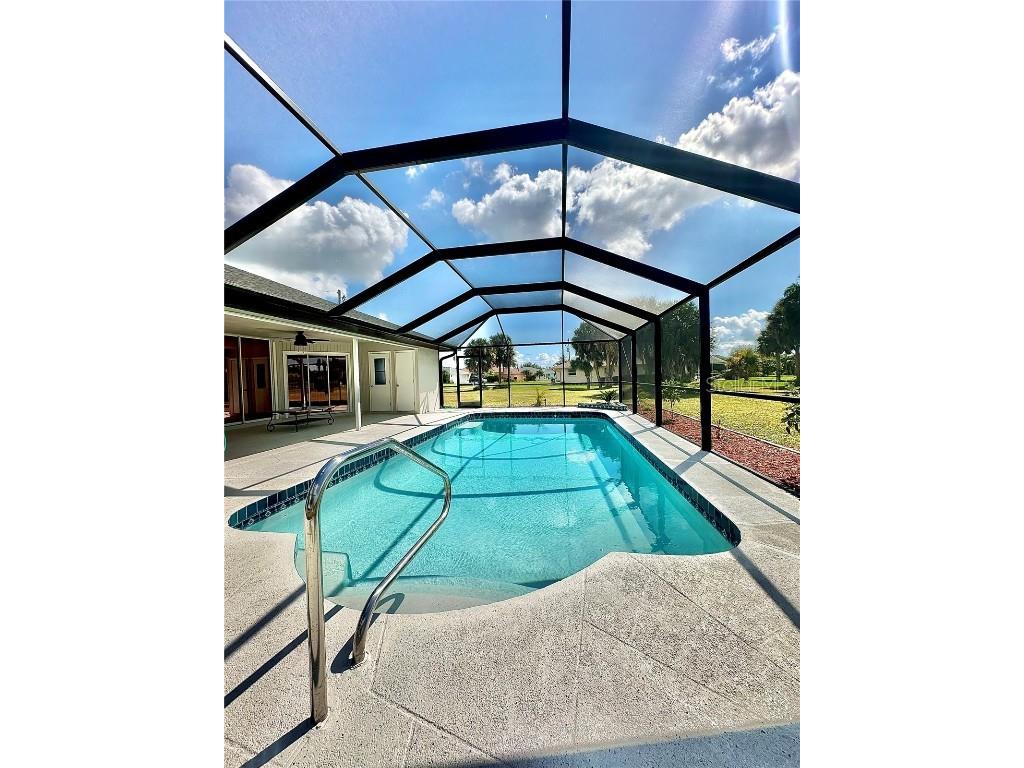 1 Clubhouse Road Rotonda West FL 33947 A4669497 image26