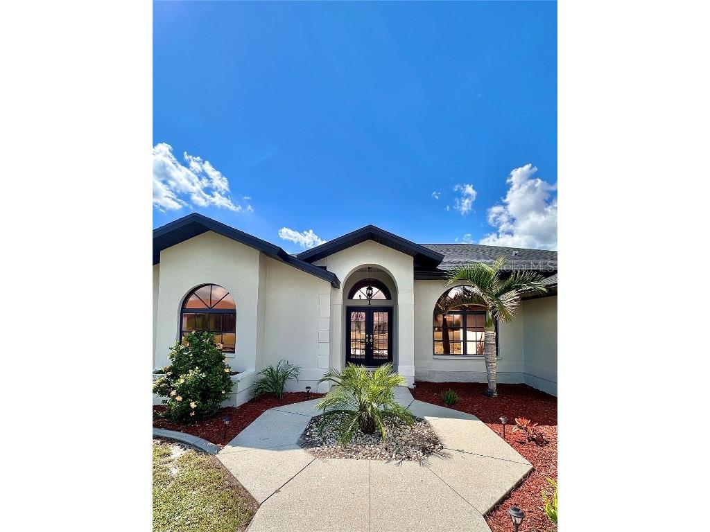 1 Clubhouse Road Rotonda West FL 33947 A4669497 image6