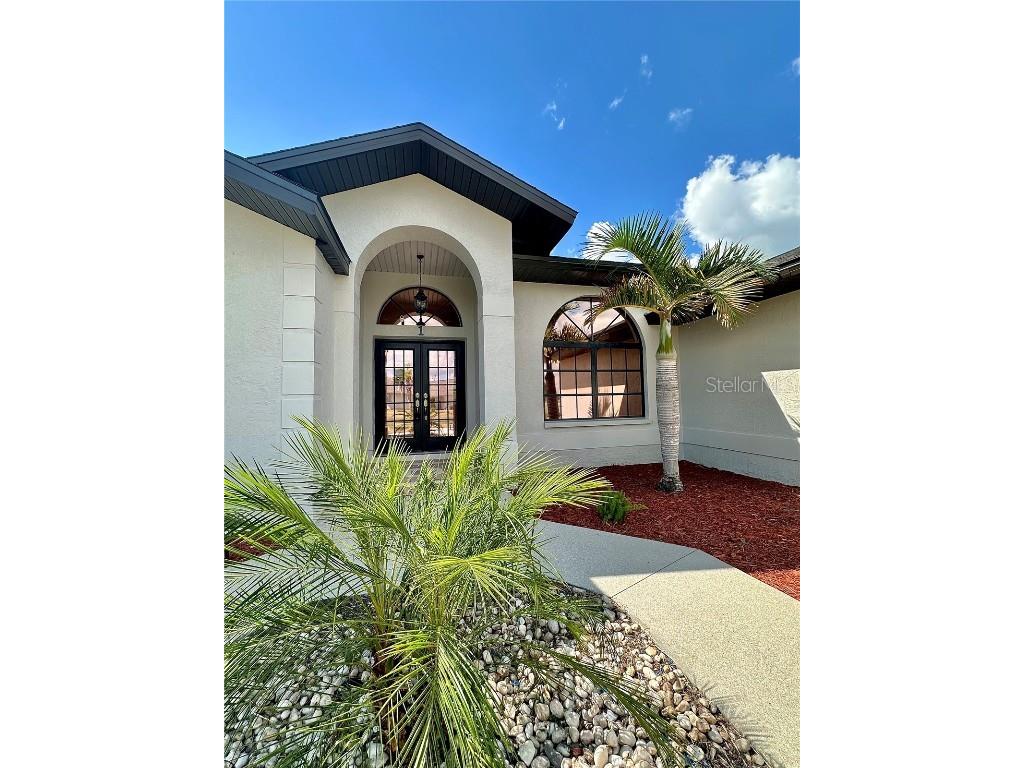 1 Clubhouse Road Rotonda West FL 33947 A4669497 image7