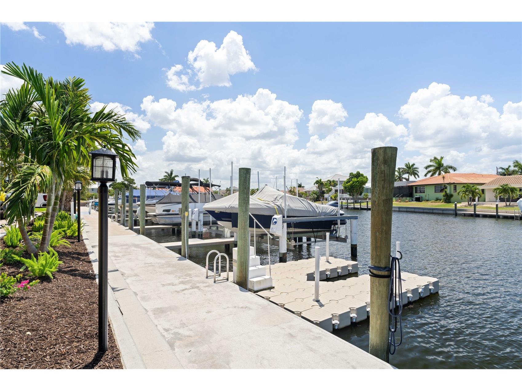 1 Colony Point Drive #15B Punta Gorda FL 33950 - CHARLOTTE HARBOR C7527834 image4