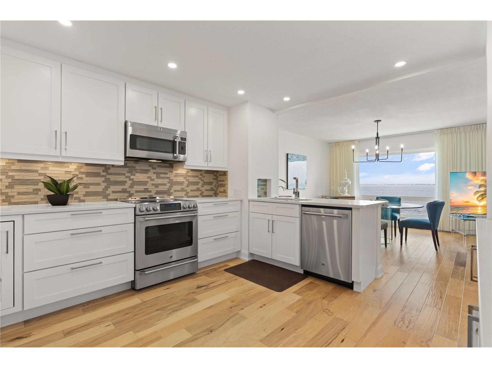 1 Colony Point Drive #15B Punta Gorda FL 33950 - CHARLOTTE HARBOR C7527834 image8