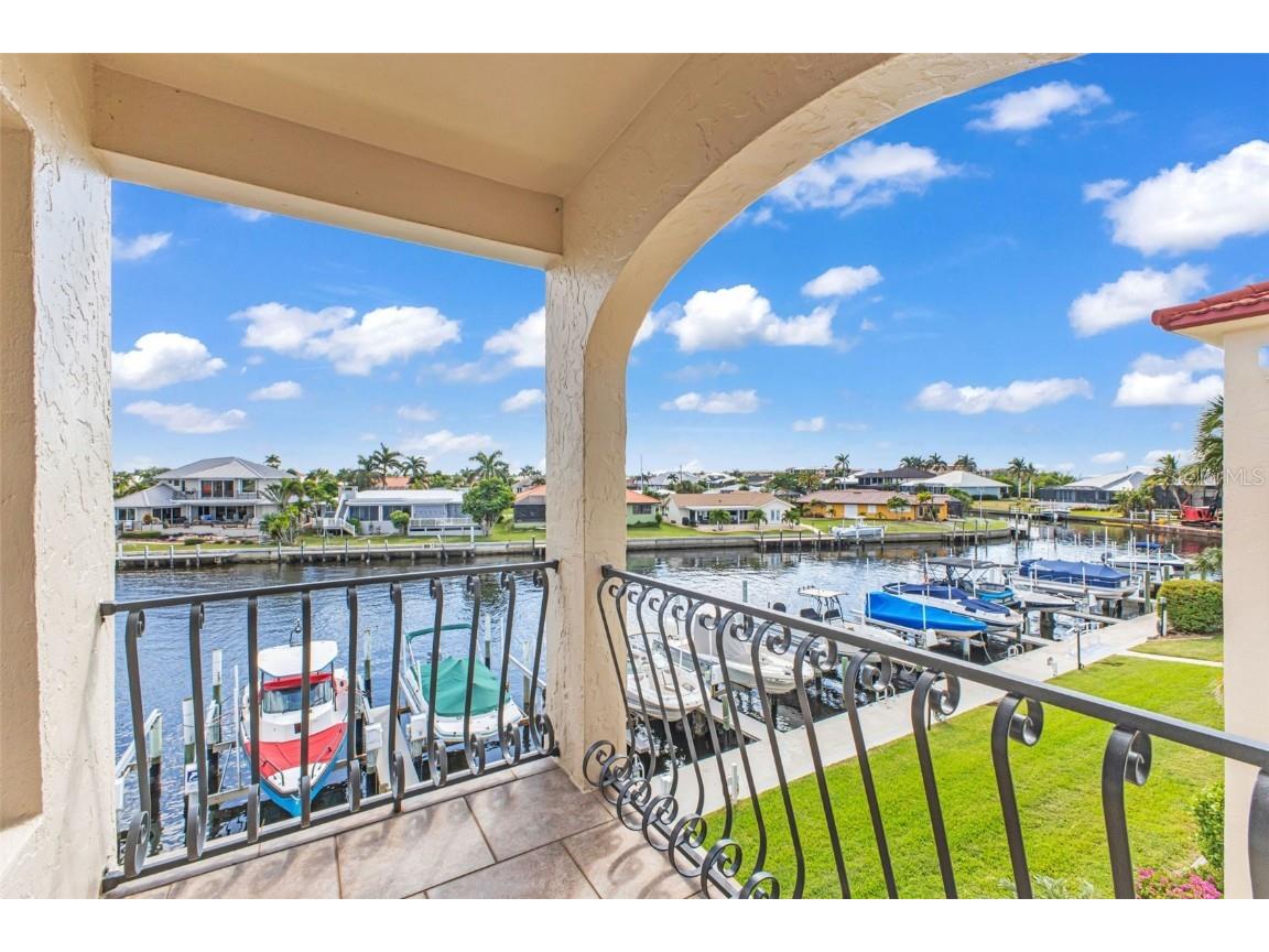 1 Colony Point Drive #3C Punta Gorda FL 33950 C7517287 image4