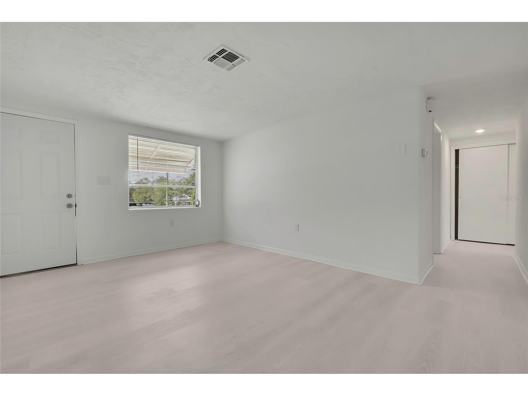 1 E Murray Street Beverly Hills FL 34465 W7885388 image12