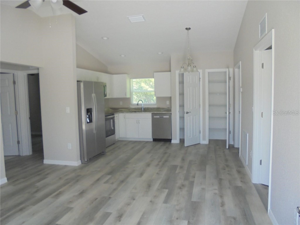 1 Fisher Terrace Trace #202 Ocklawaha FL 32179 OM713101 image3