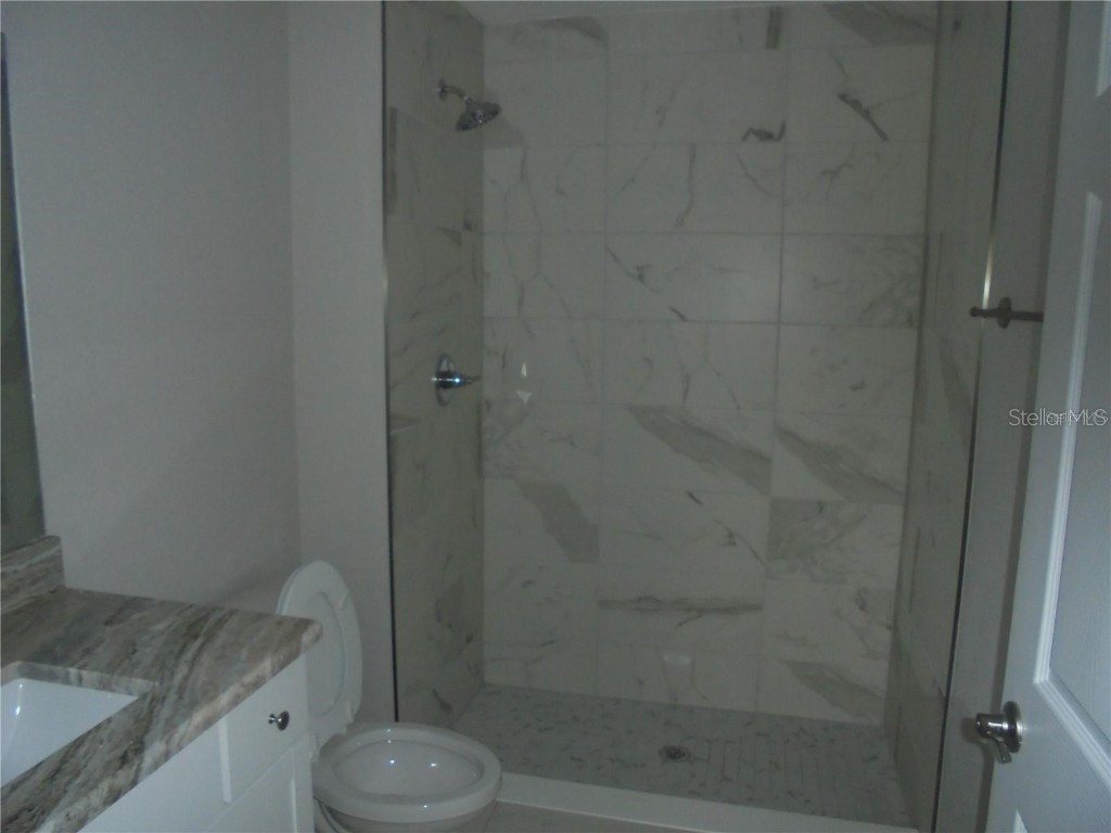 1 Fisher Terrace Trace #202 Ocklawaha FL 32179 OM713101 image5