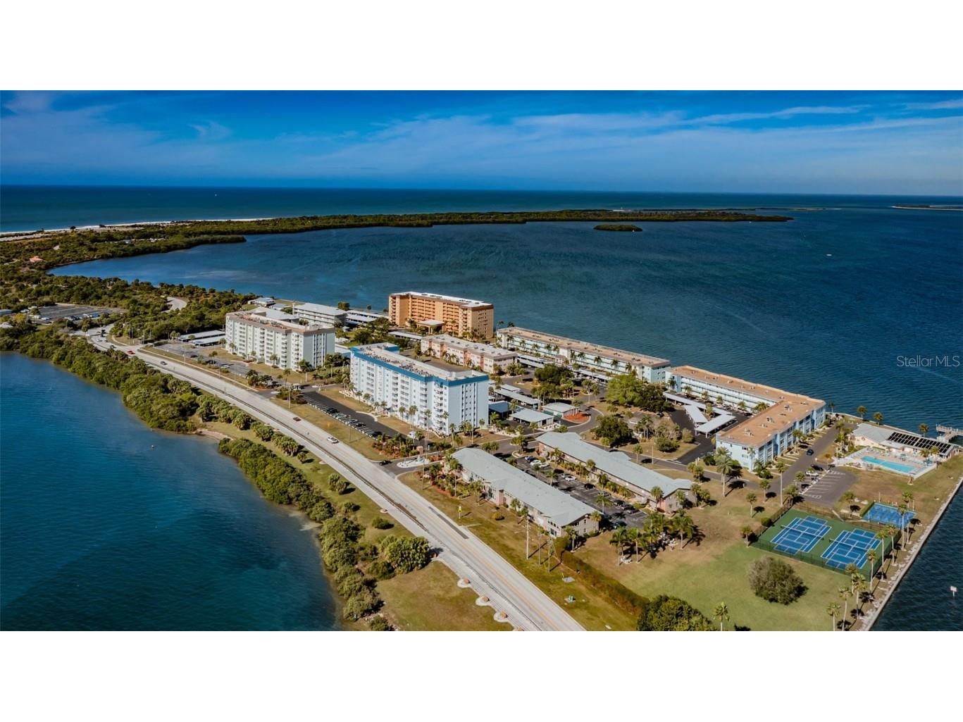 1 Gateshead Drive #108 Dunedin FL 34698 U8217135 image1