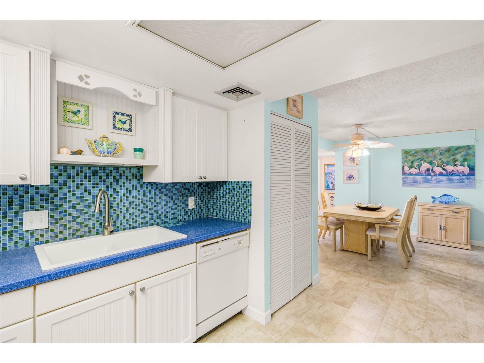 1 Key Capri #102E Treasure Island FL 33706 TB8489485 image15