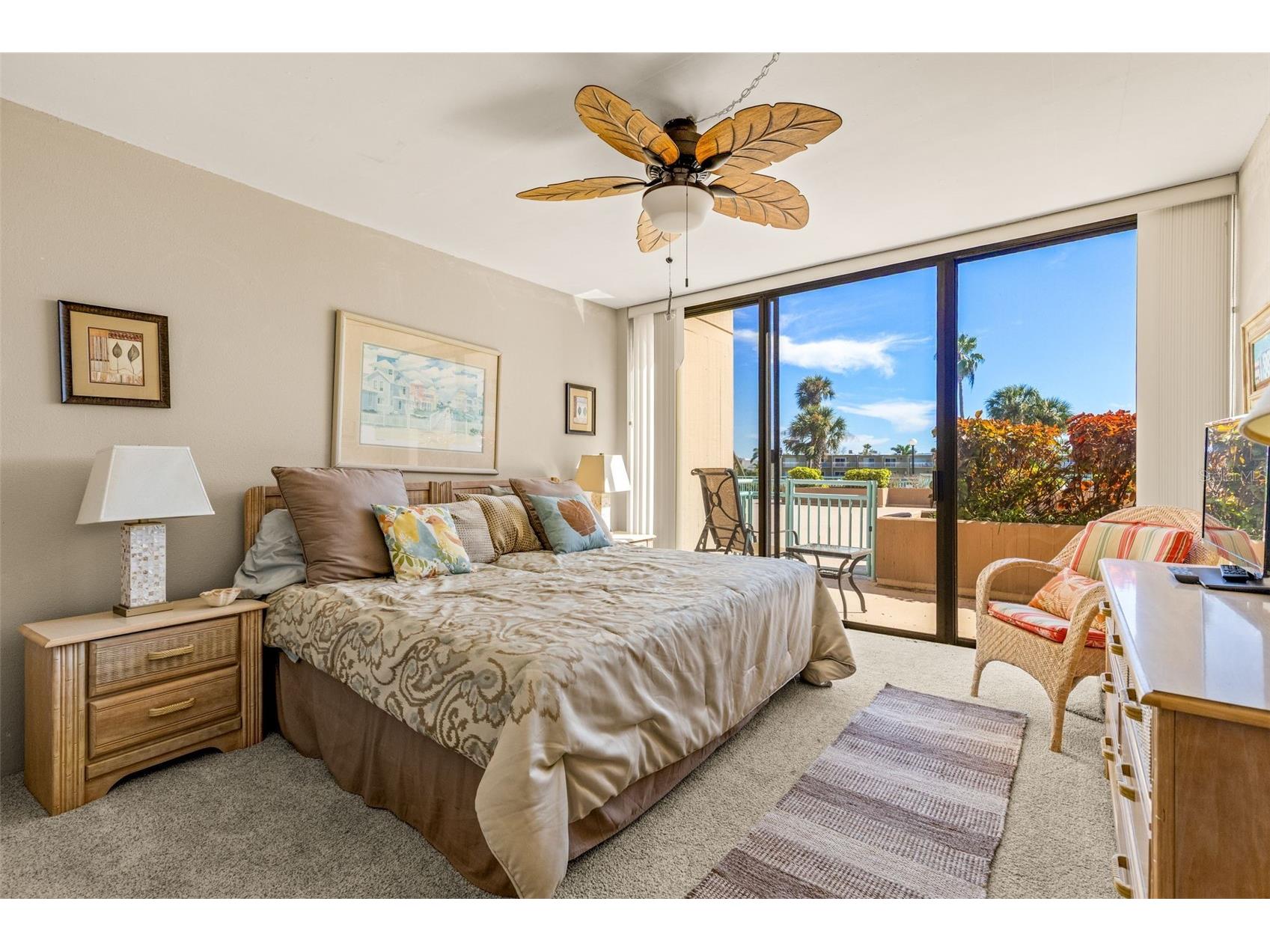1 Key Capri #102E Treasure Island FL 33706 TB8489485 image29