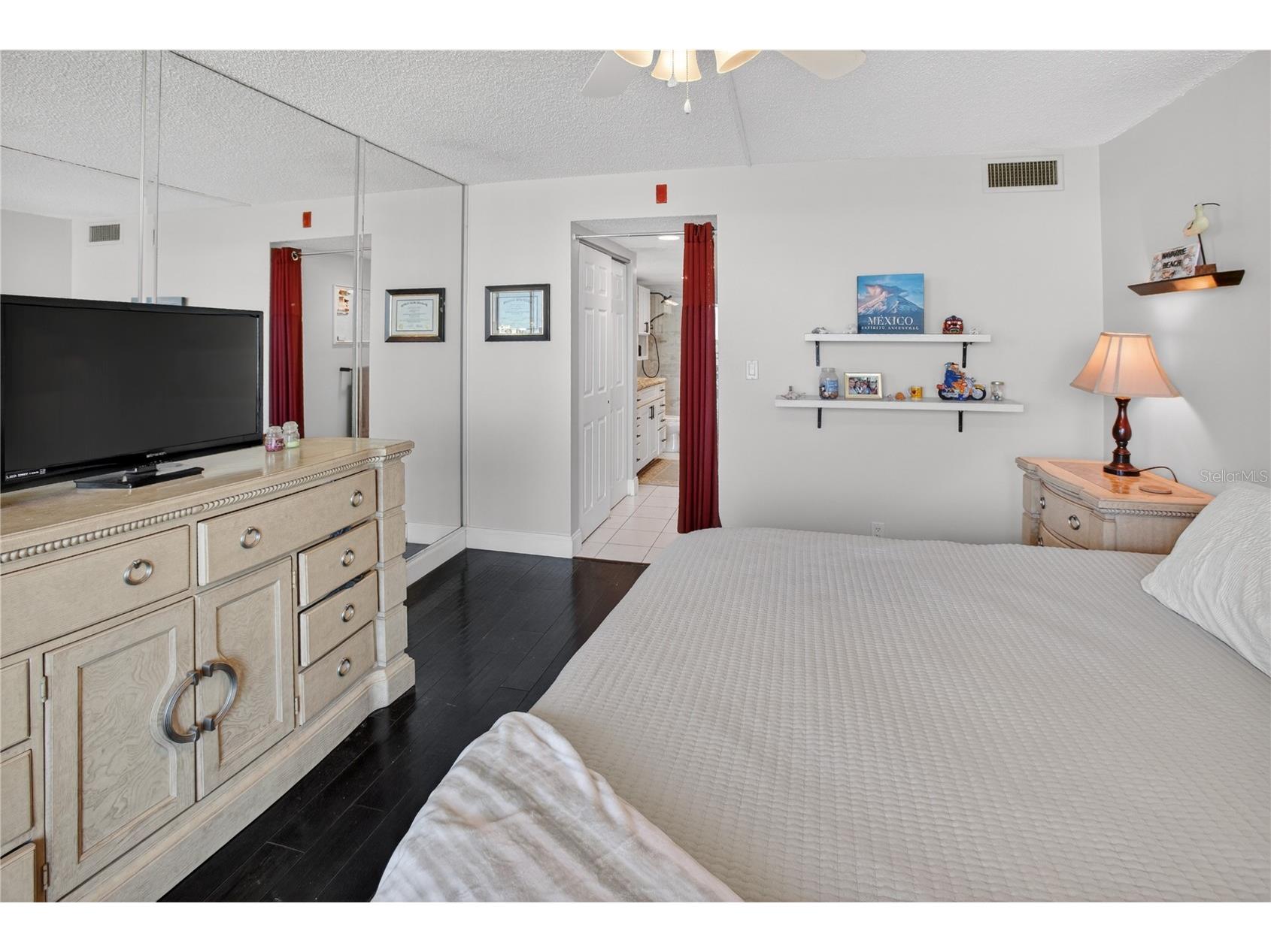 1 Key Capri #103E Treasure Island FL 33706 TB8495115 image12