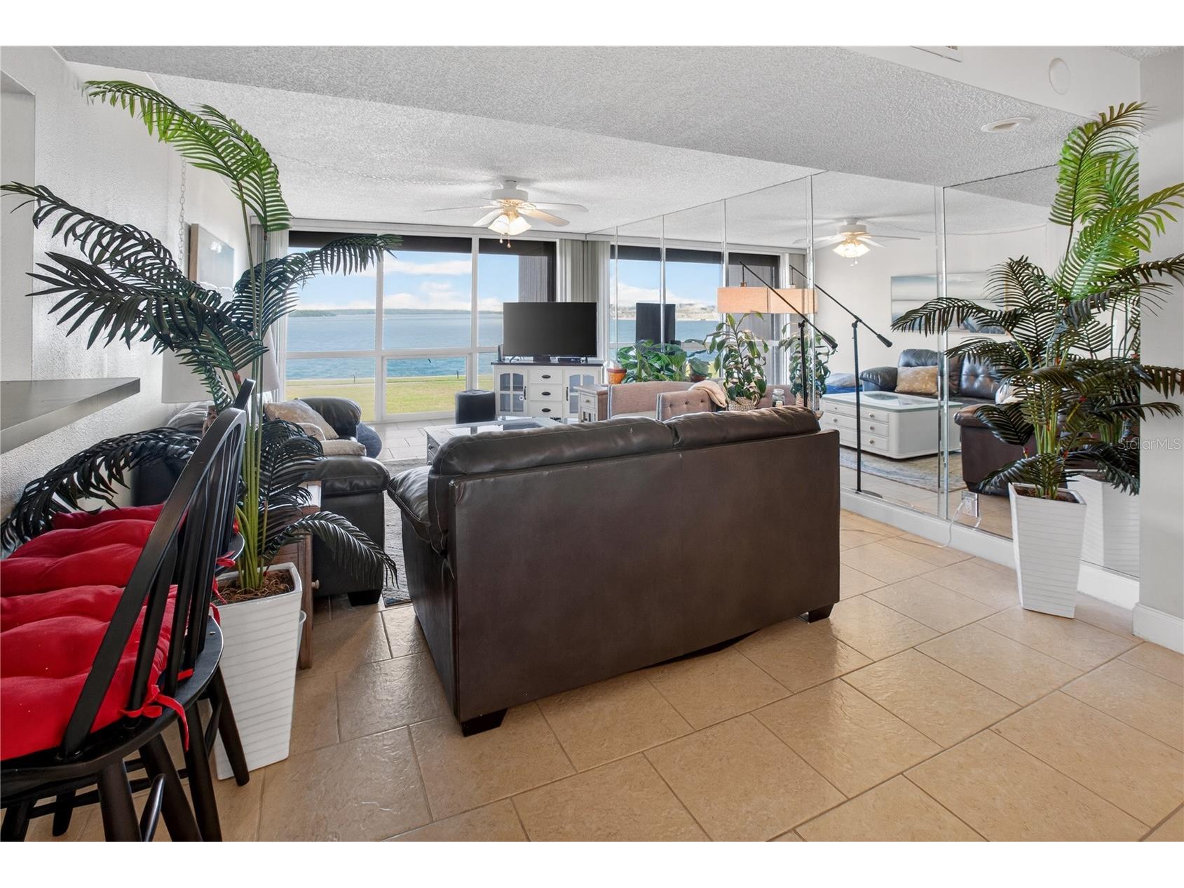 1 Key Capri #103E Treasure Island FL 33706 TB8495115 image2