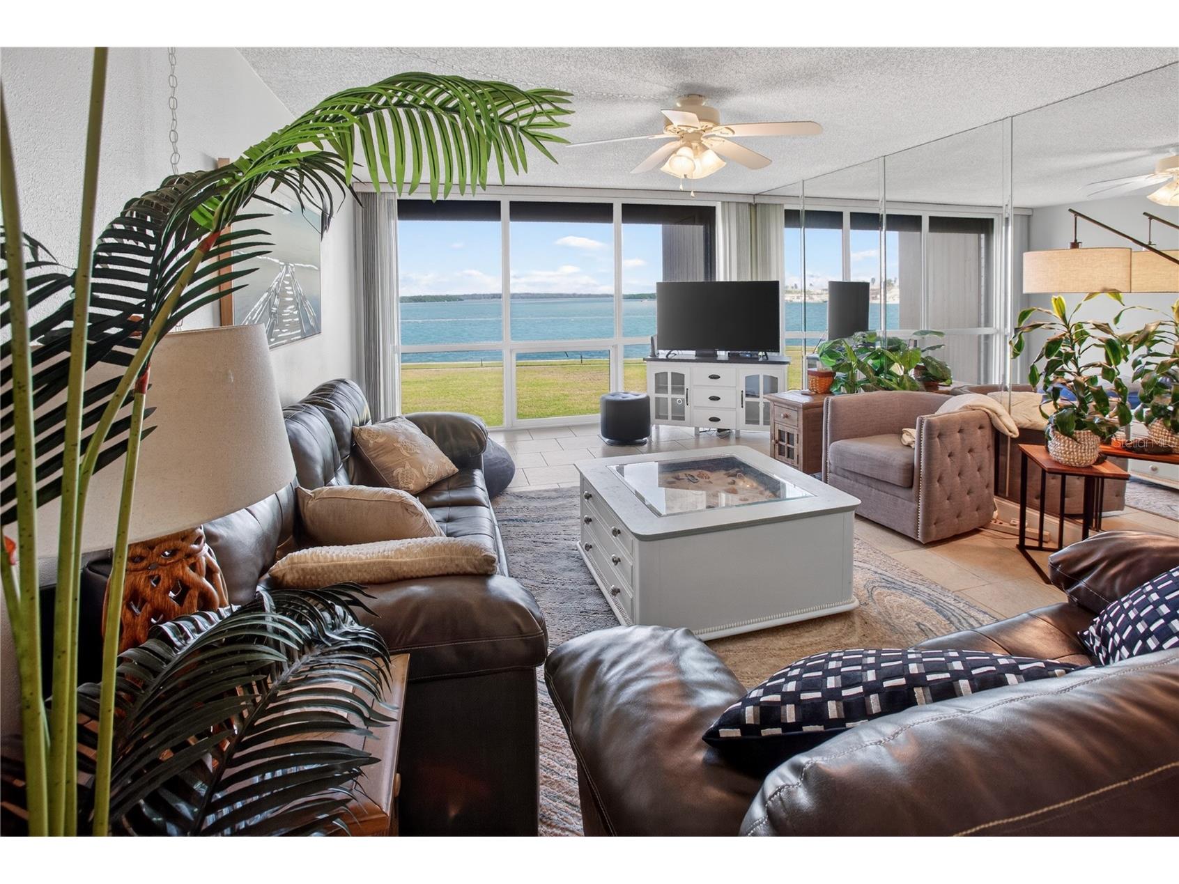1 Key Capri #103E Treasure Island FL 33706 TB8495115 image3