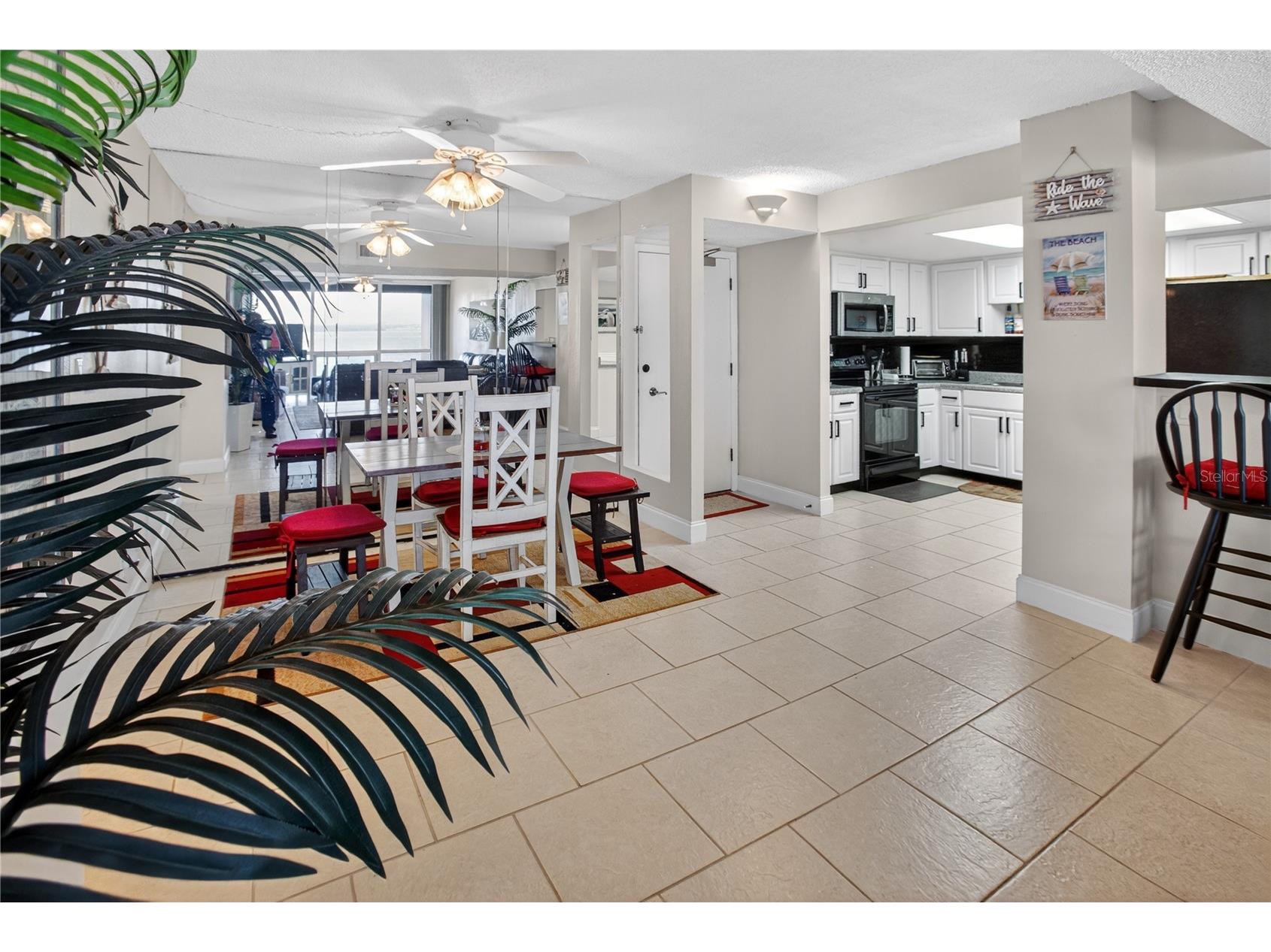 1 Key Capri #103E Treasure Island FL 33706 TB8495115 image4