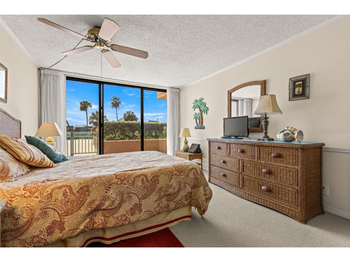 1 Key Capri #104E Treasure Island FL 33706 TB8426789 image18