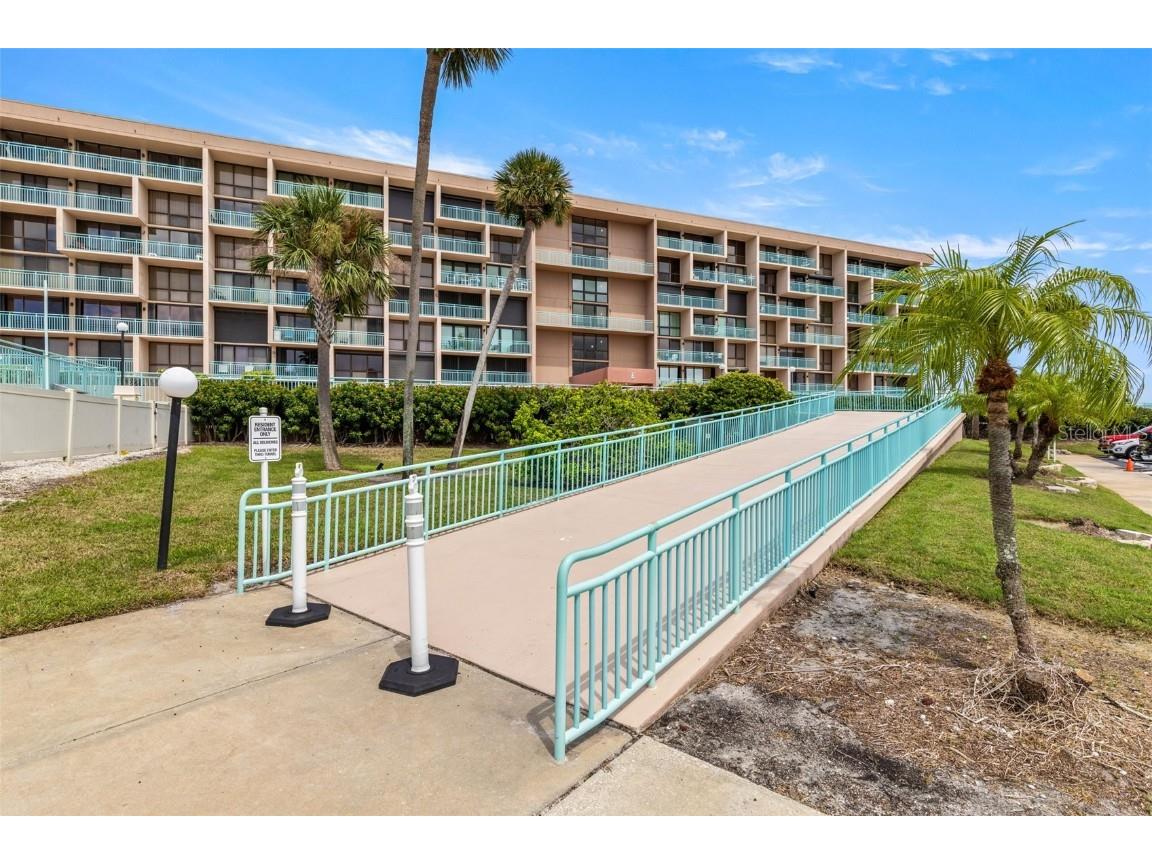 1 Key Capri #104E Treasure Island FL 33706 TB8426789 image2