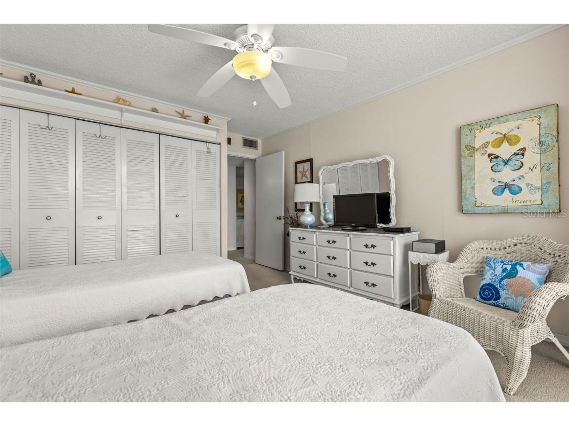 1 Key Capri #104E Treasure Island FL 33706 TB8426789 image24