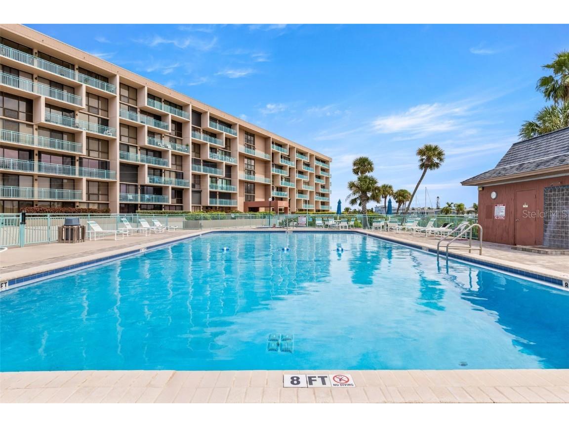 1 Key Capri #104E Treasure Island FL 33706 TB8426789 image32
