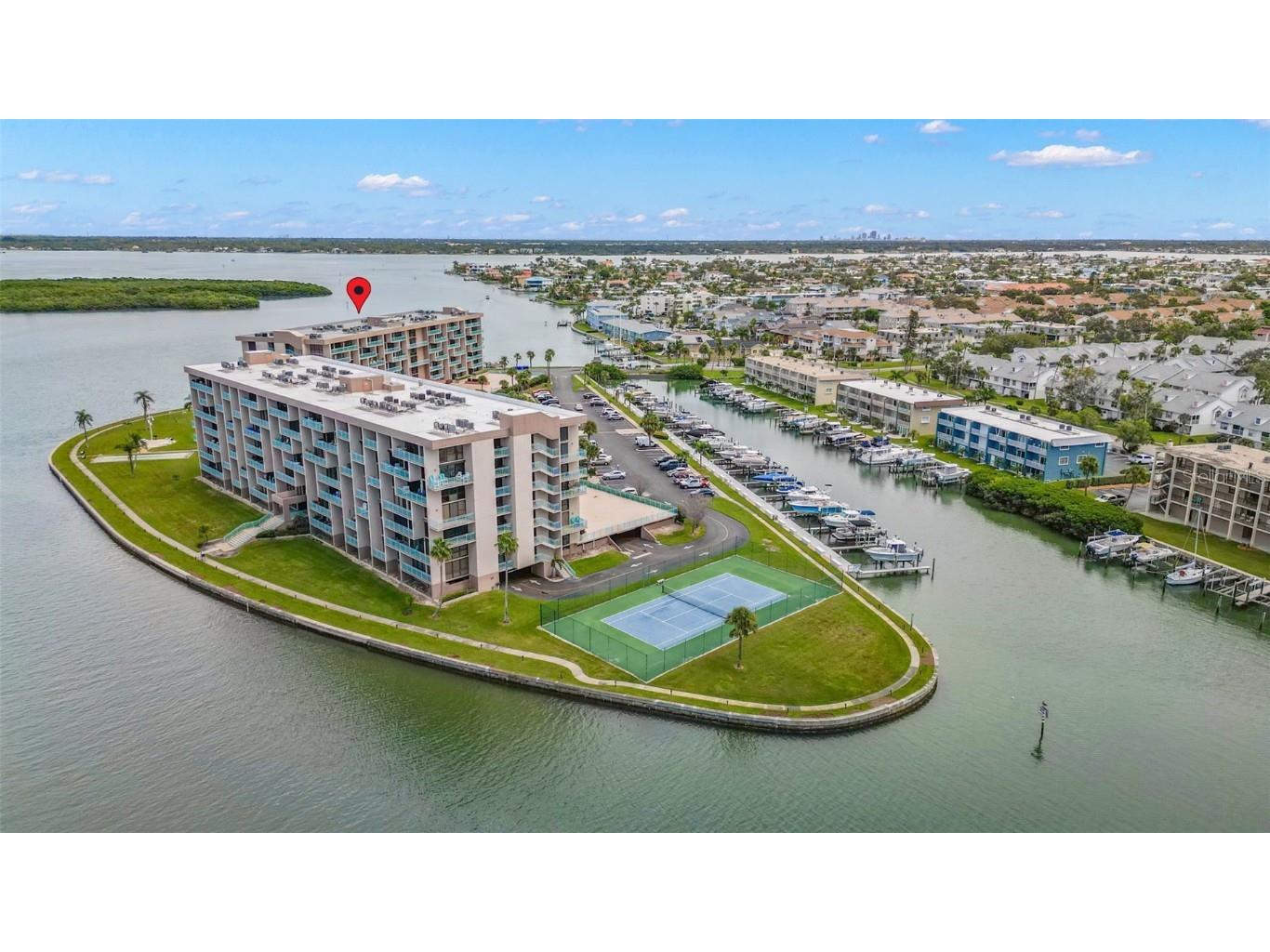 1 Key Capri #104E Treasure Island FL 33706 TB8426789 image41