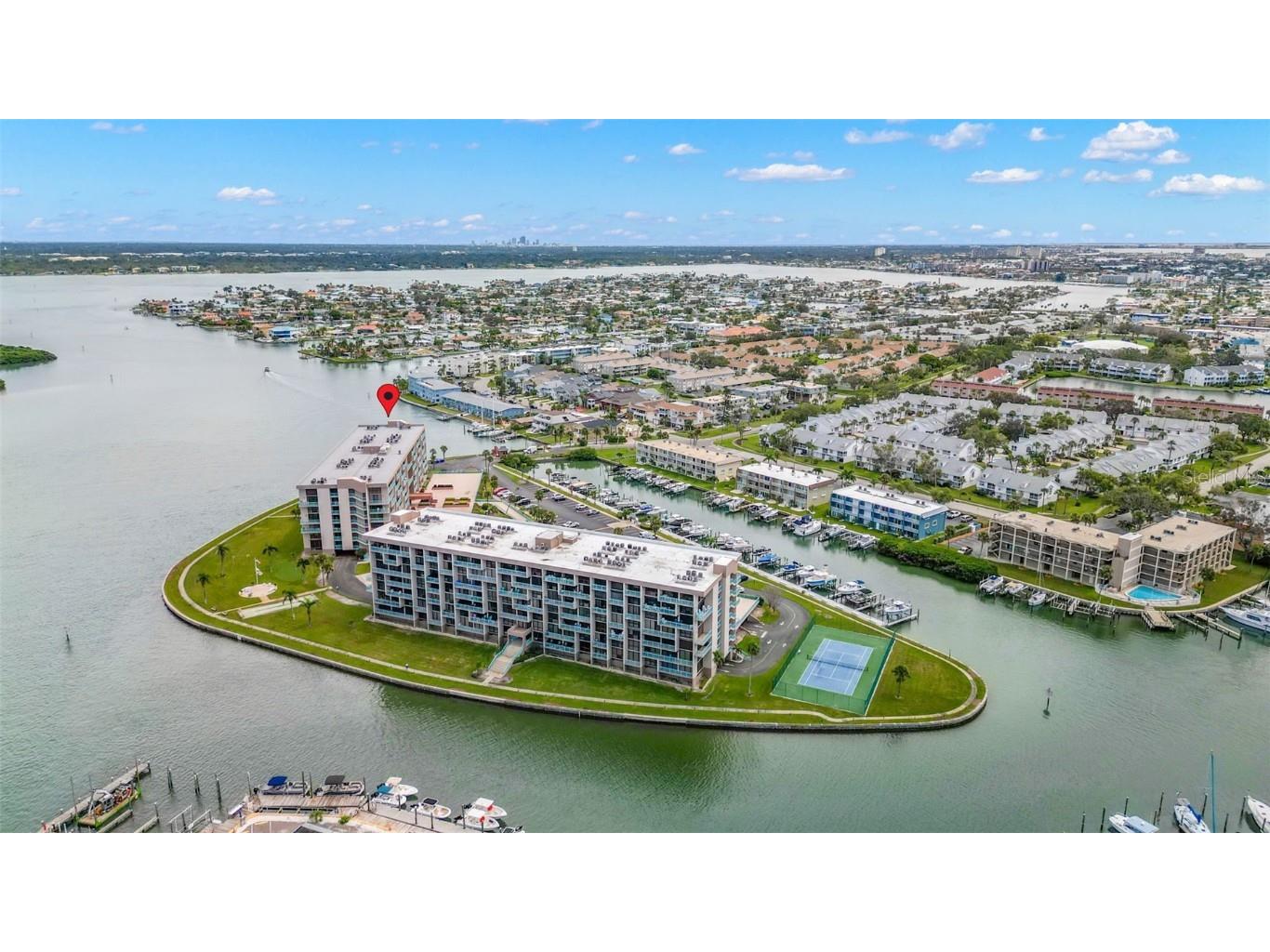 1 Key Capri #104E Treasure Island FL 33706 TB8426789 image42
