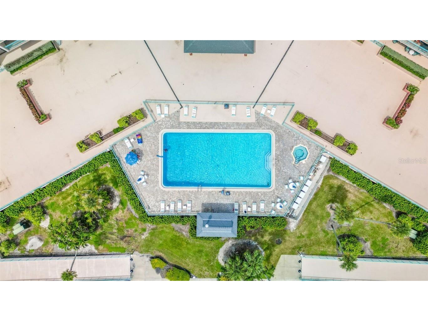 1 Key Capri #104E Treasure Island FL 33706 TB8426789 image45