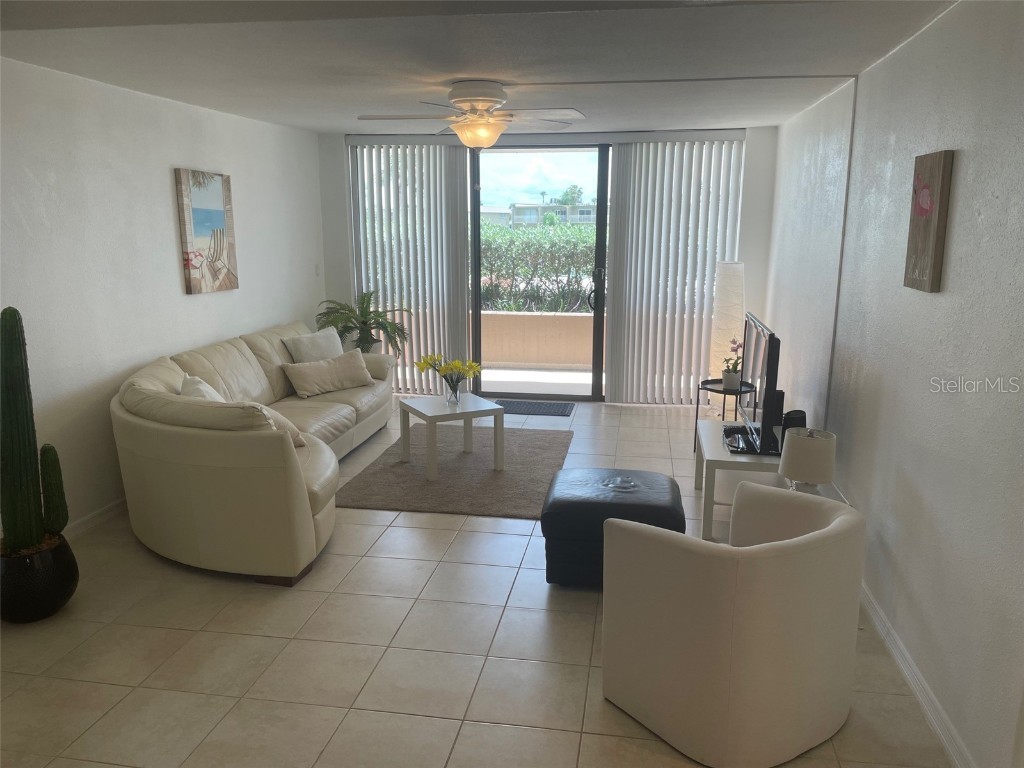 1 Key Capri #104W Treasure Island FL 33706 A4659475 image13