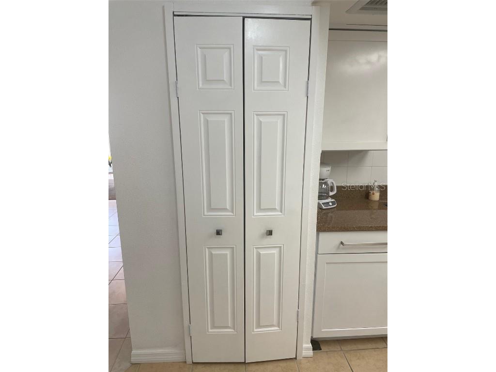 1 Key Capri #104W Treasure Island FL 33706 A4659475 image16