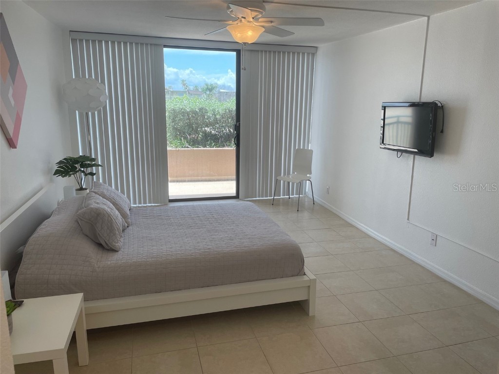 1 Key Capri #104W Treasure Island FL 33706 A4659475 image18