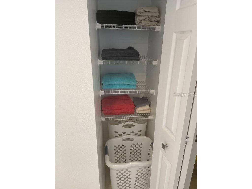 1 Key Capri #104W Treasure Island FL 33706 A4659475 image25