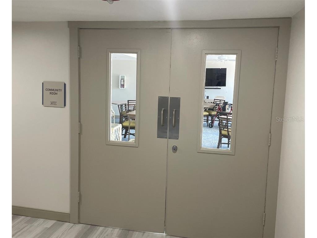 1 Key Capri #104W Treasure Island FL 33706 A4659475 image38