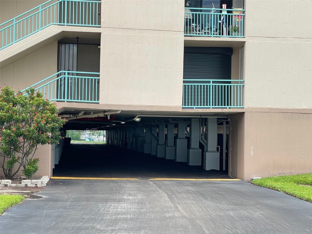 1 Key Capri #104W Treasure Island FL 33706 A4659475 image48