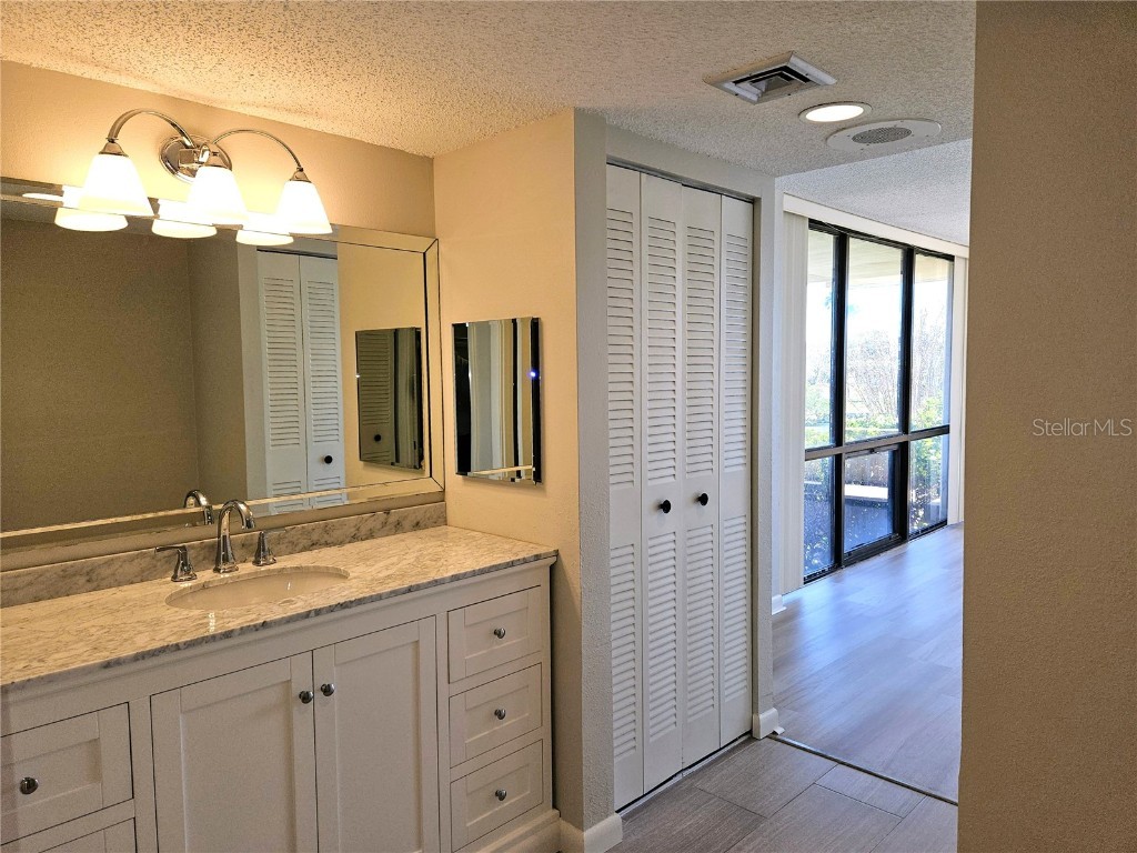 1 Key Capri #112E Treasure Island FL 33706 - BOCA CIEGA BAY TB8443380 image23