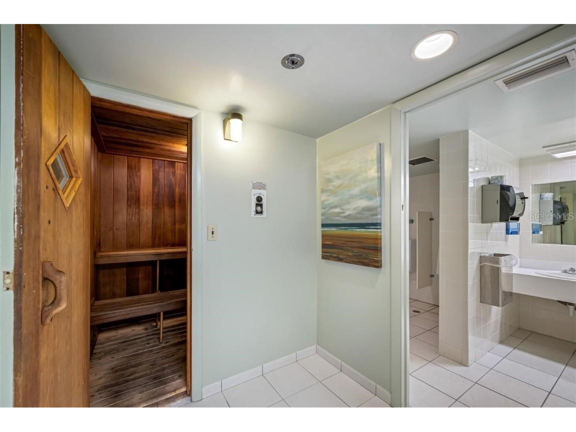 1 Key Capri #112E Treasure Island FL 33706 - BOCA CIEGA BAY TB8443380 image50