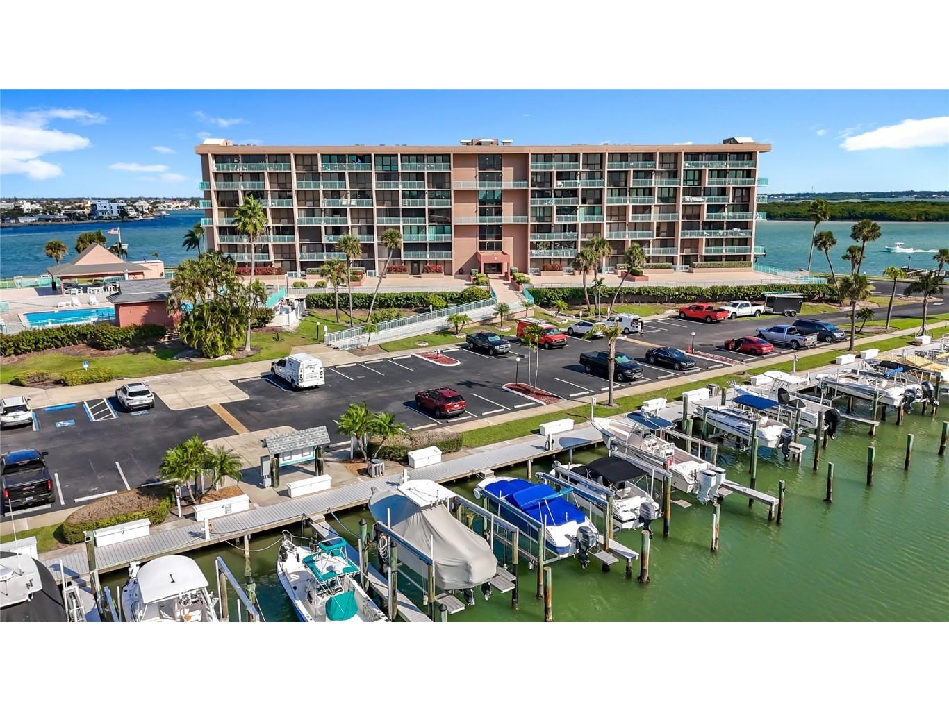 1 Key Capri #201E Treasure Island FL 33706 TB8439821 image4