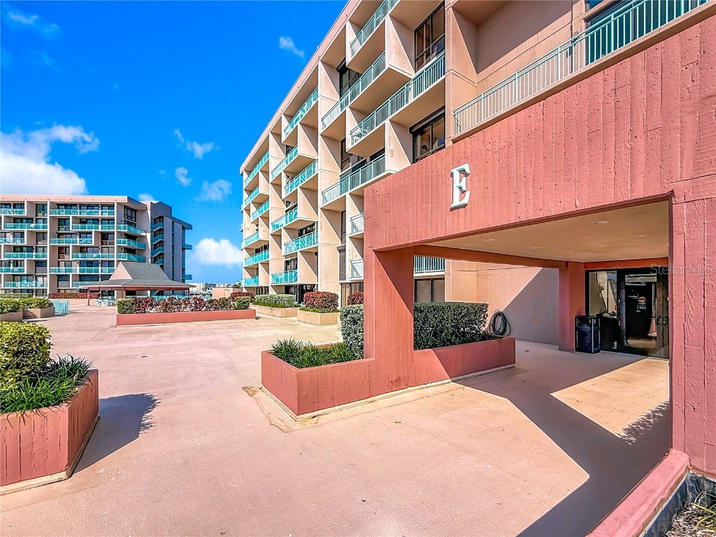 1 Key Capri #201E Treasure Island FL 33706 TB8439821 image6