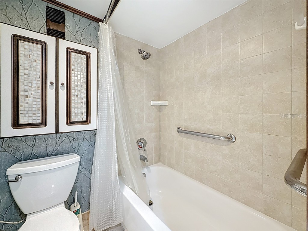 1 Key Capri #201E Treasure Island FL 33706 TB8439821 image60