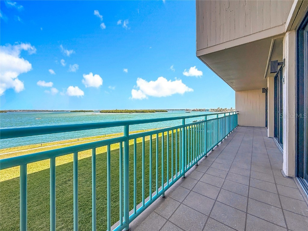 1 Key Capri #201E Treasure Island FL 33706 TB8439821 image96