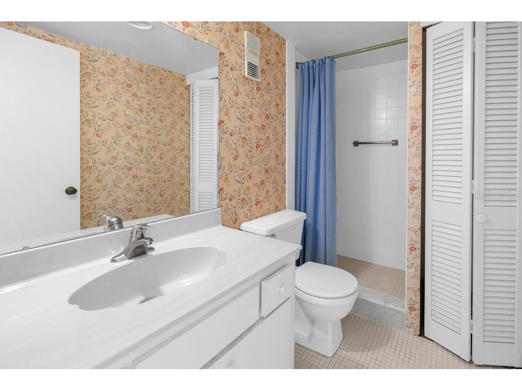 1 Key Capri #209E Treasure Island FL 33706 - BOCA CIEGA BAY TB8515491 image11