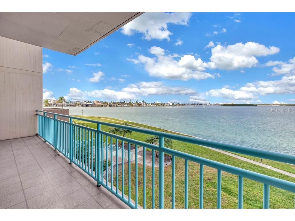 1 Key Capri #209E Treasure Island FL 33706 - BOCA CIEGA BAY TB8515491 image9