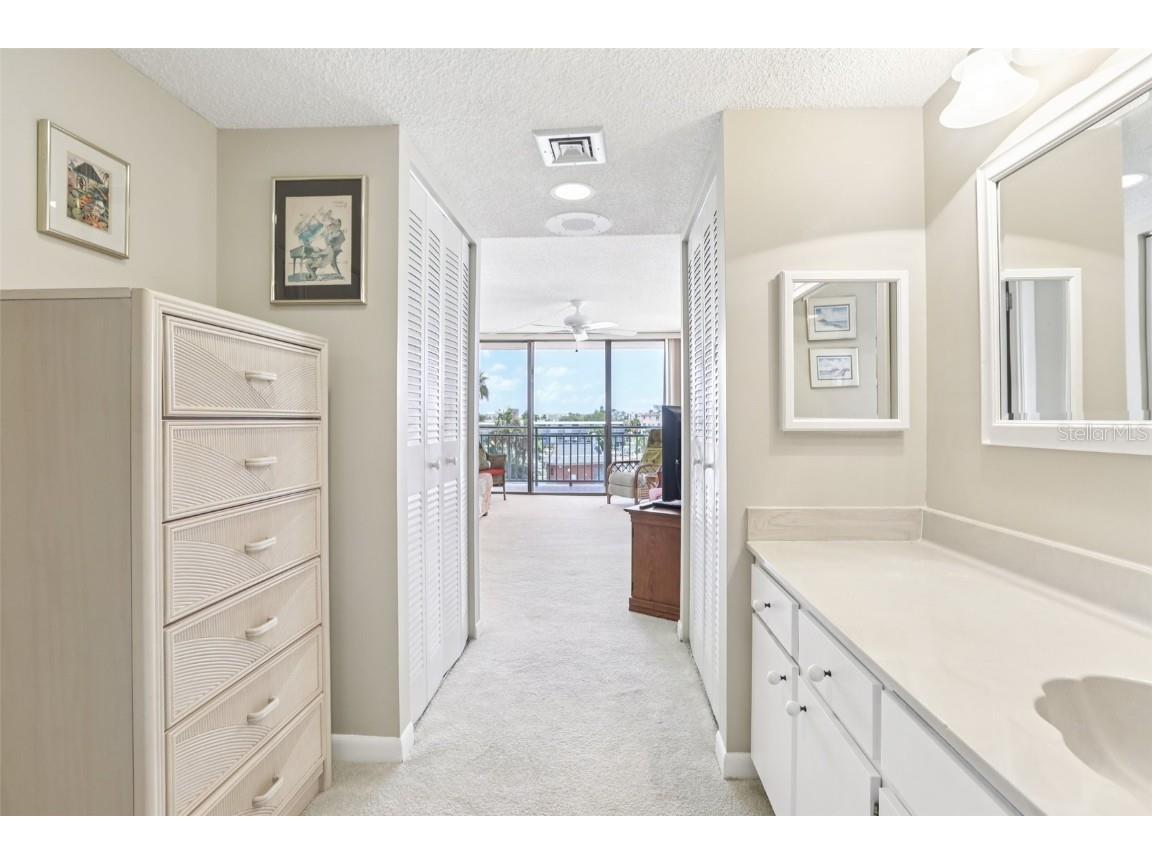 1 Key Capri #302E Treasure Island FL 33706 TB8400239 image17