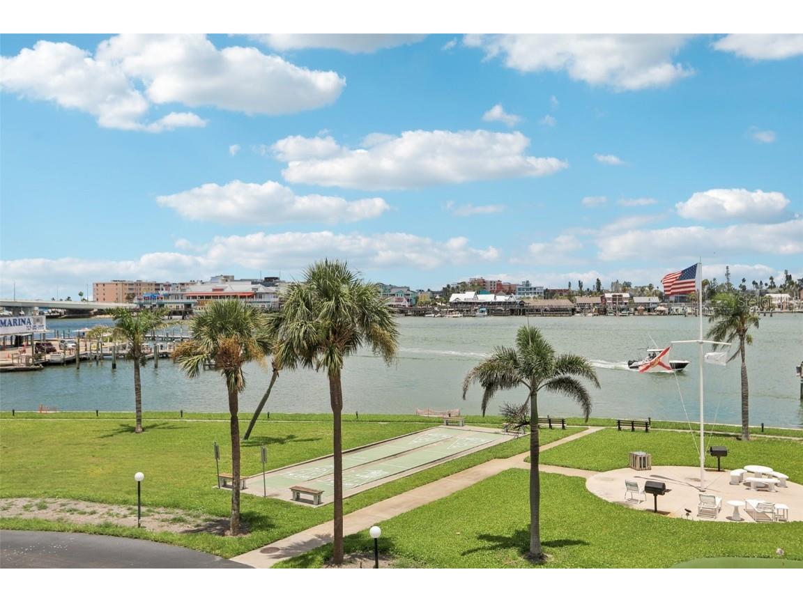 1 Key Capri #302E Treasure Island FL 33706 TB8400239 image2