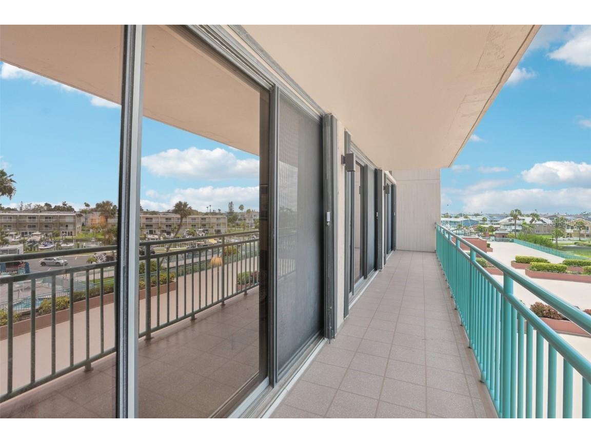 1 Key Capri #302E Treasure Island FL 33706 TB8400239 image23