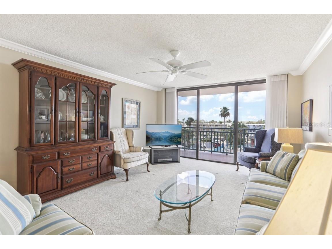 1 Key Capri #302E Treasure Island FL 33706 TB8400239 image4